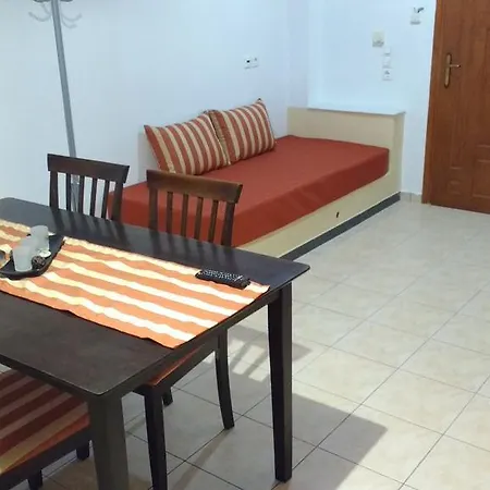 Apartamento Vazeos Karterádos