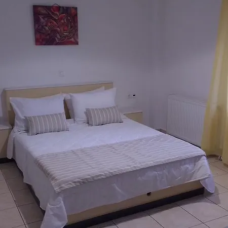 Vazeos Apartment Karterados (Santorini)